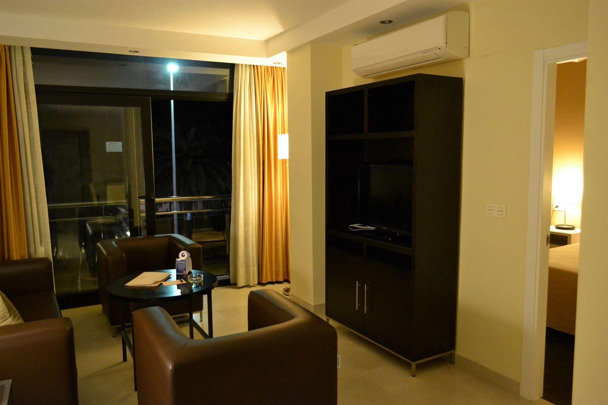 San Pablo Suites เอทิคา ภายนอก รูปภาพ